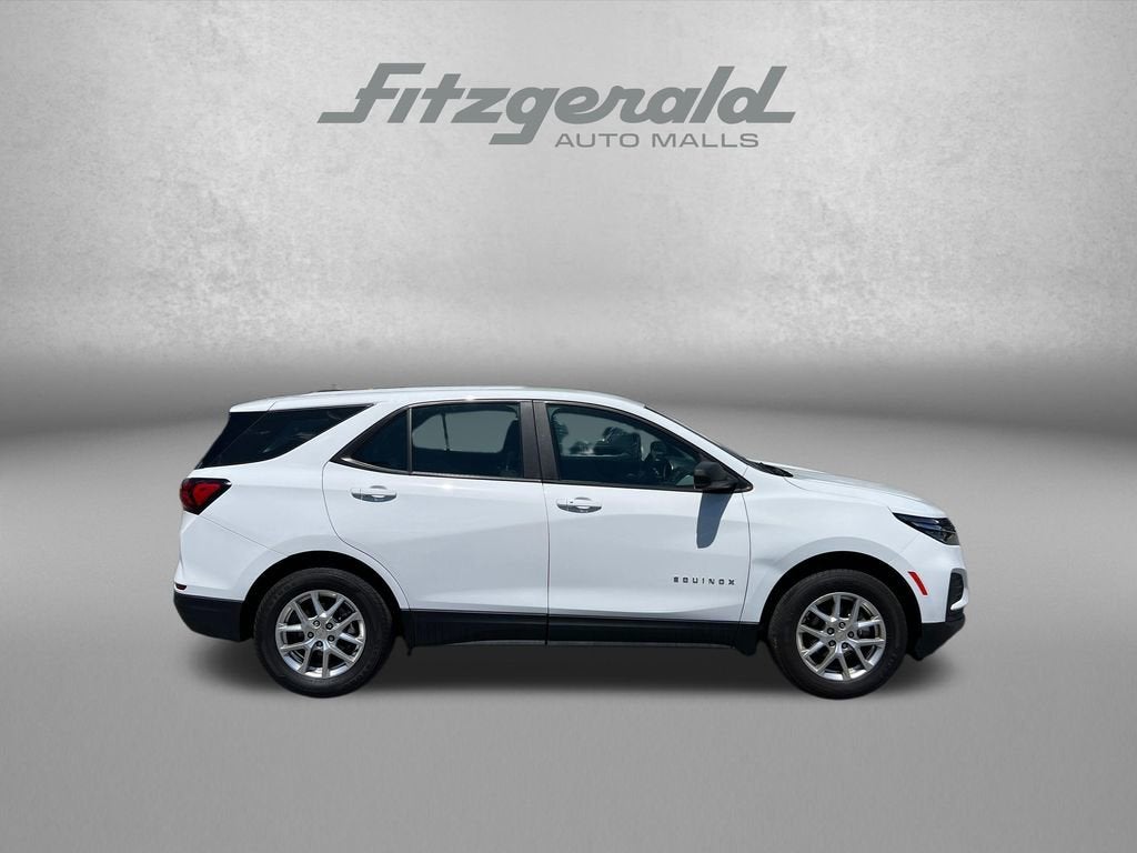 2022 Chevrolet Equinox LS