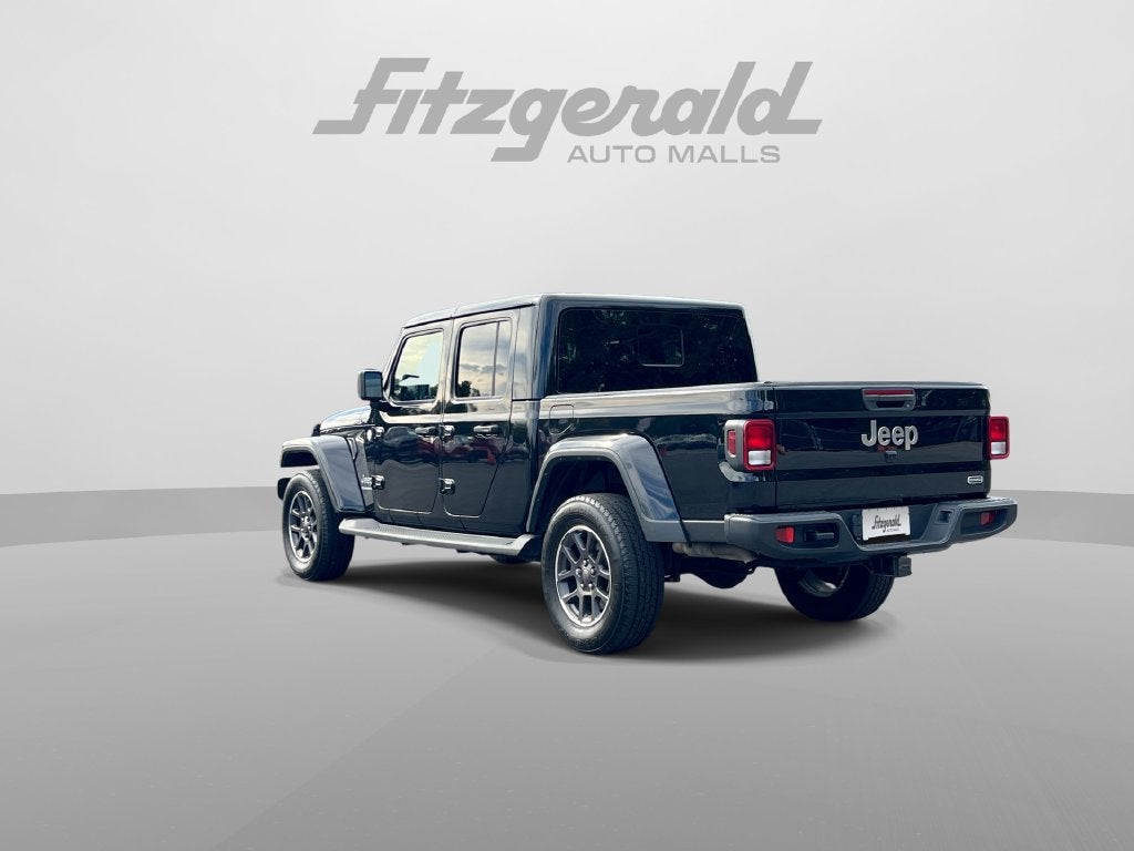 2022 Jeep Gladiator Overland