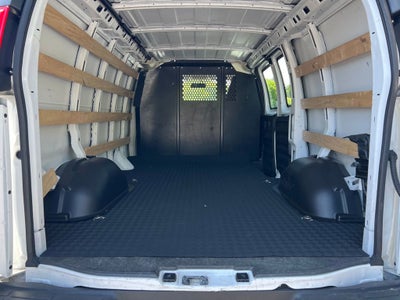 2024 Chevrolet Express Cargo 2500 WT