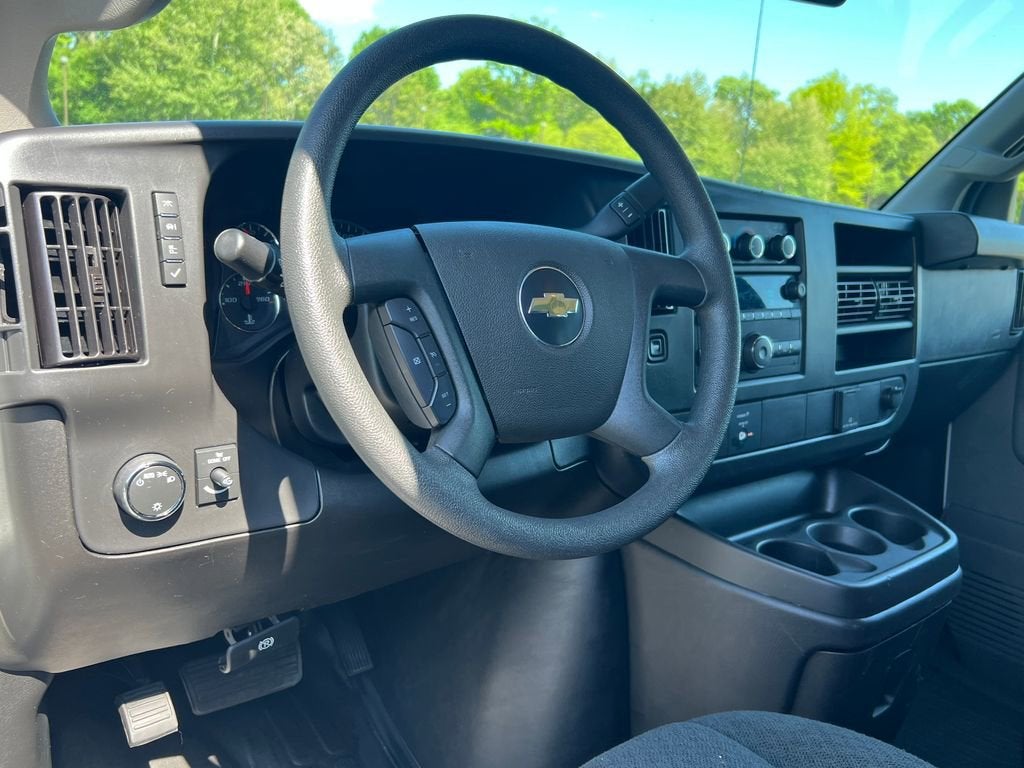 2024 Chevrolet Express Cargo 2500 WT