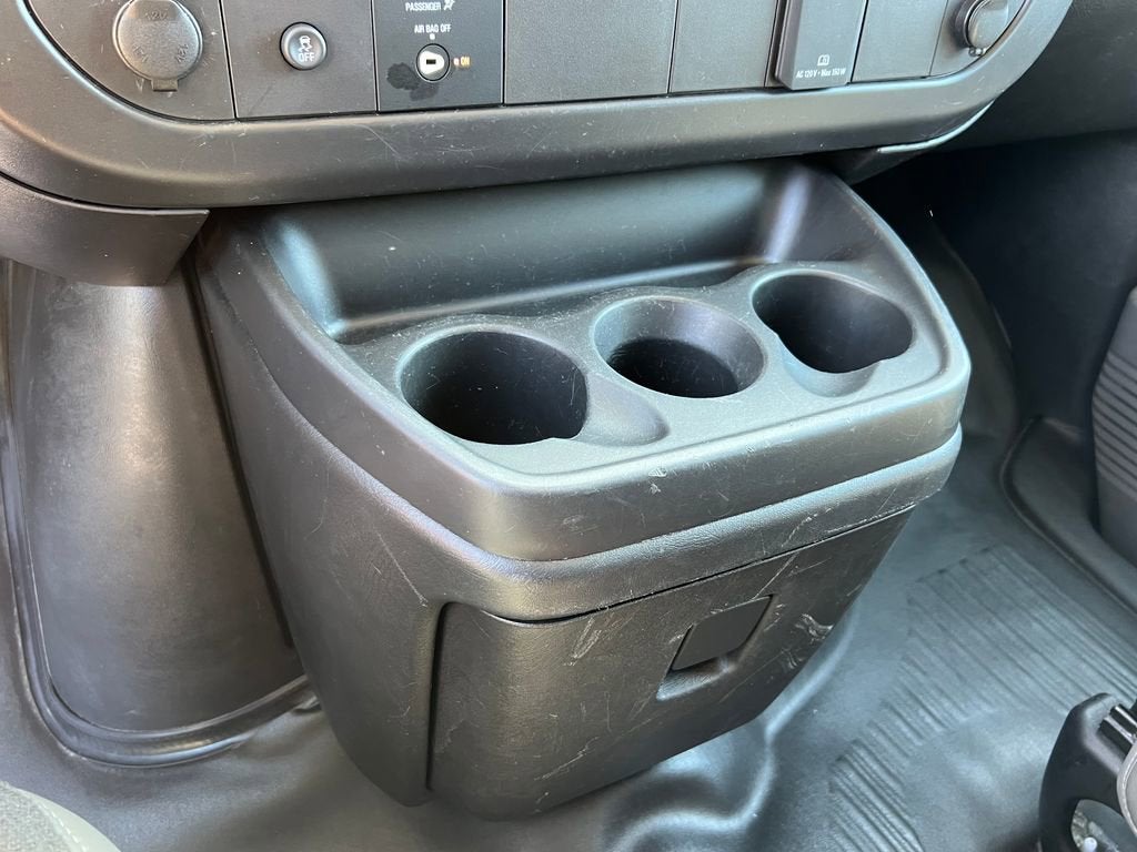 2024 Chevrolet Express Cargo 2500 WT