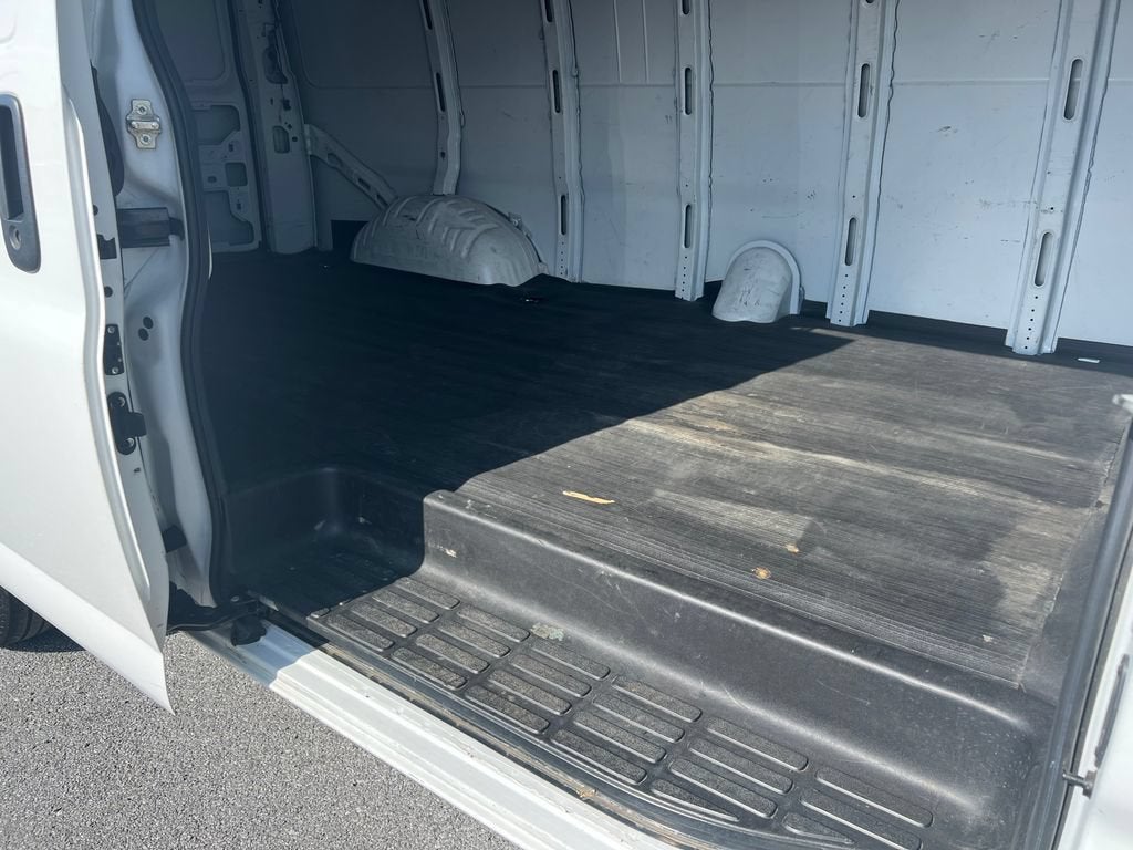 2023 Chevrolet Express Cargo 2500 1WT