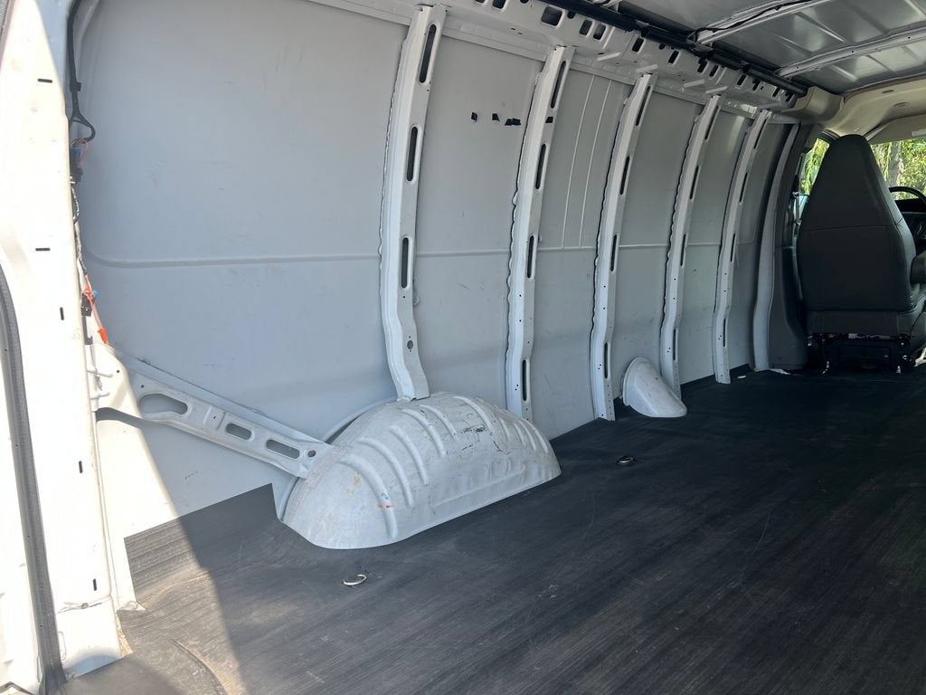 2023 Chevrolet Express Cargo 2500 1WT