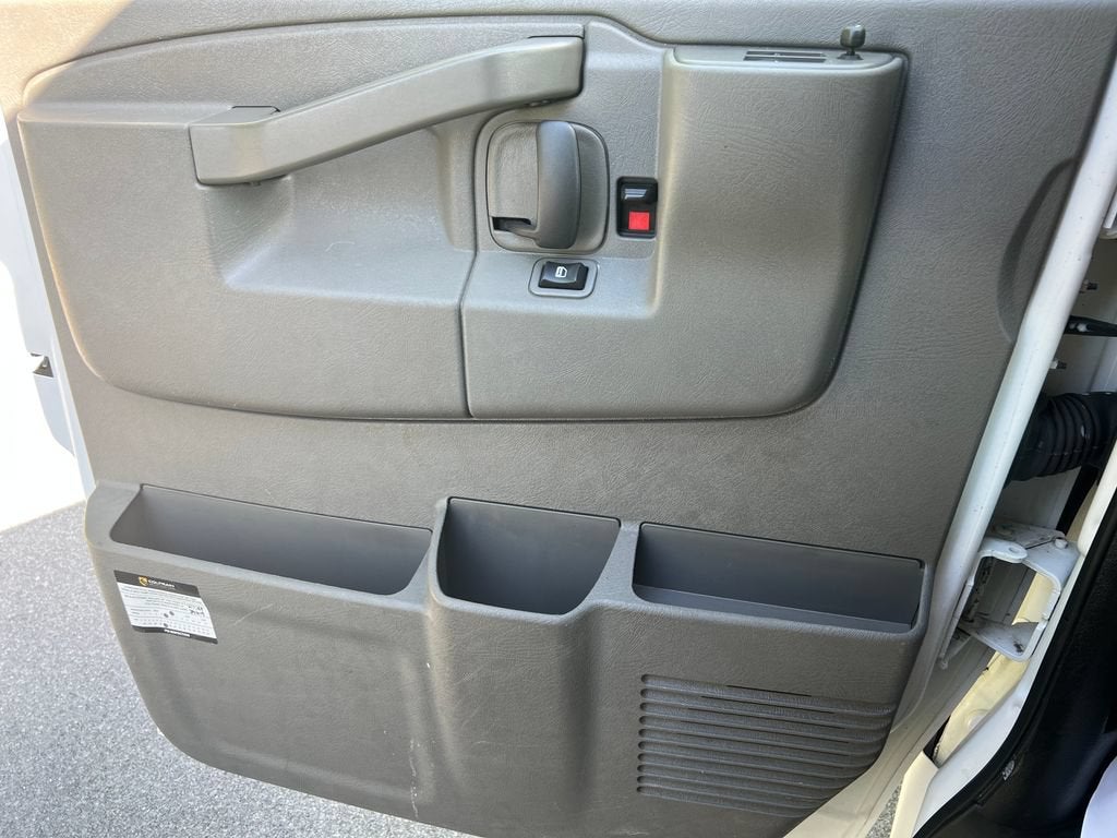 2023 Chevrolet Express Cargo 2500 1WT