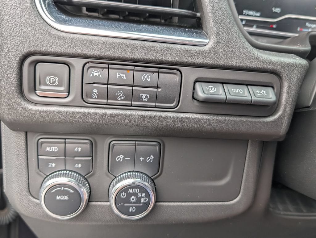 2023 GMC Yukon AT4