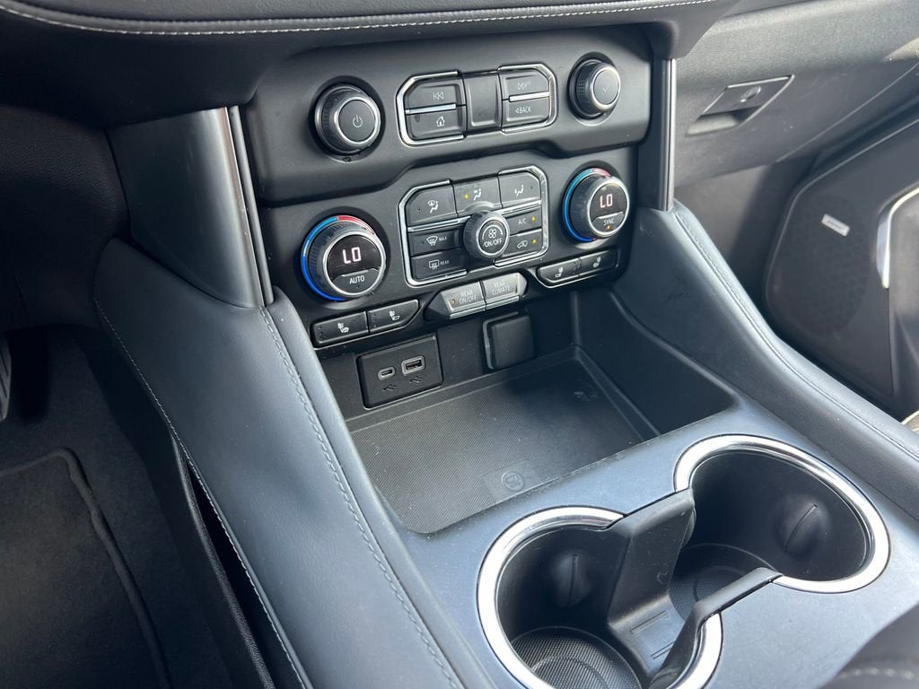 2022 Chevrolet Suburban LT
