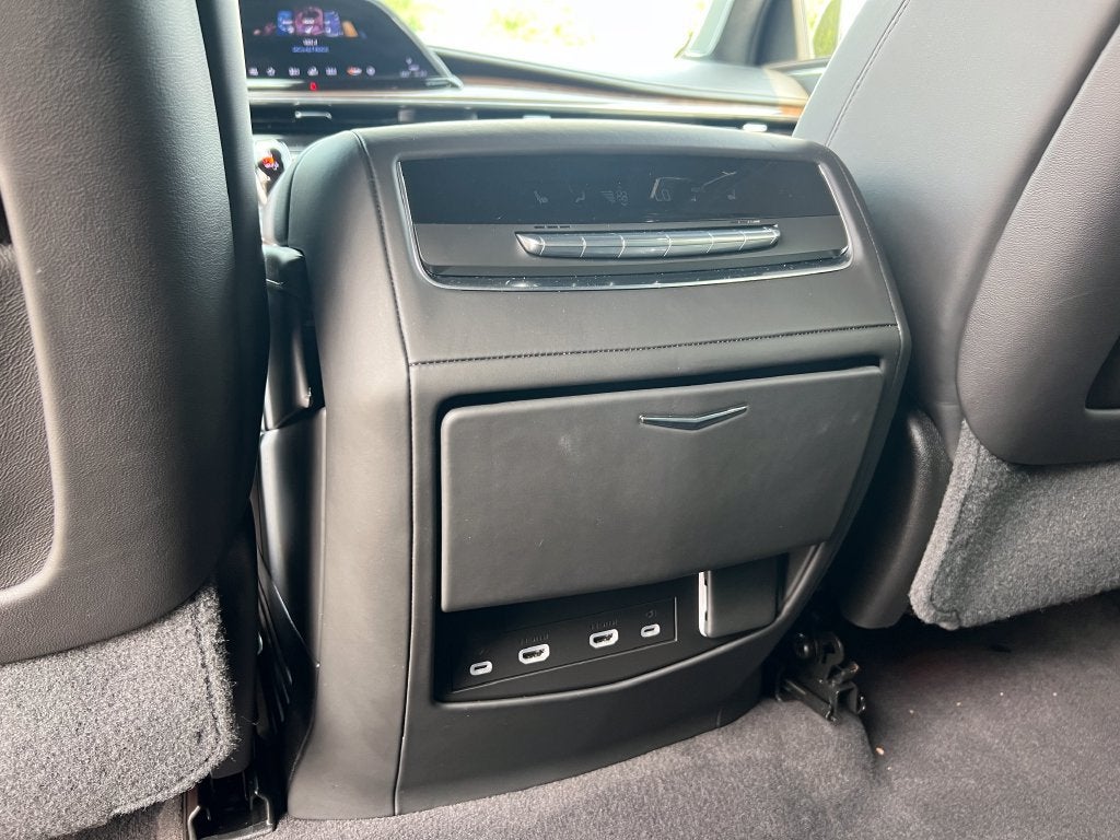 2024 Cadillac Escalade ESV Premium Luxury Platinum