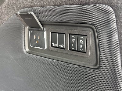 2024 Cadillac Escalade ESV Premium Luxury Platinum