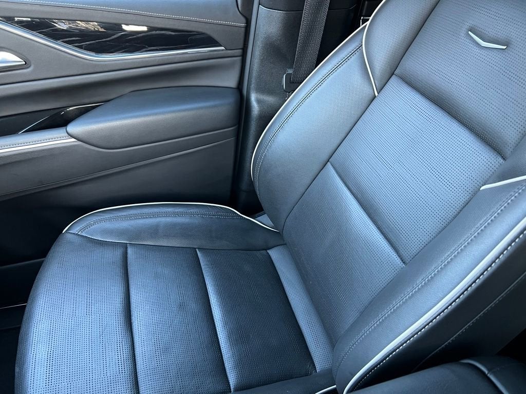 2024 Cadillac Escalade ESV Sport