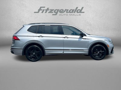 2024 Volkswagen Tiguan SE R-Line Black