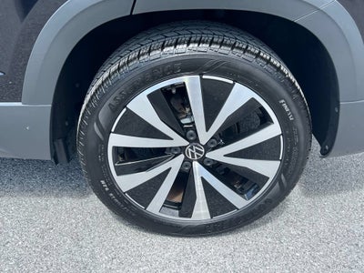 2024 Volkswagen Taos SE