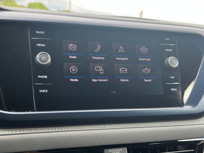 2024 Volkswagen Taos SE