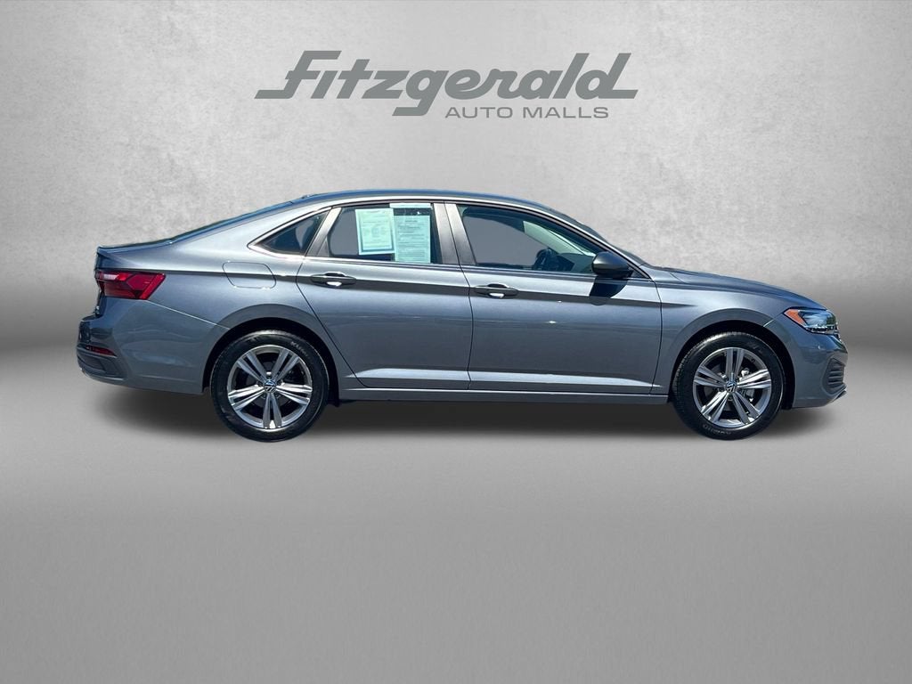 2024 Volkswagen Jetta SE
