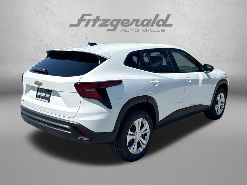 2026 Chevrolet Trax LS
