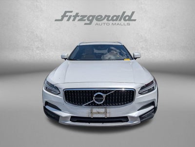 2017 Volvo V90 Cross Country Base