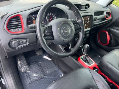 2022 Jeep Renegade Trailhawk