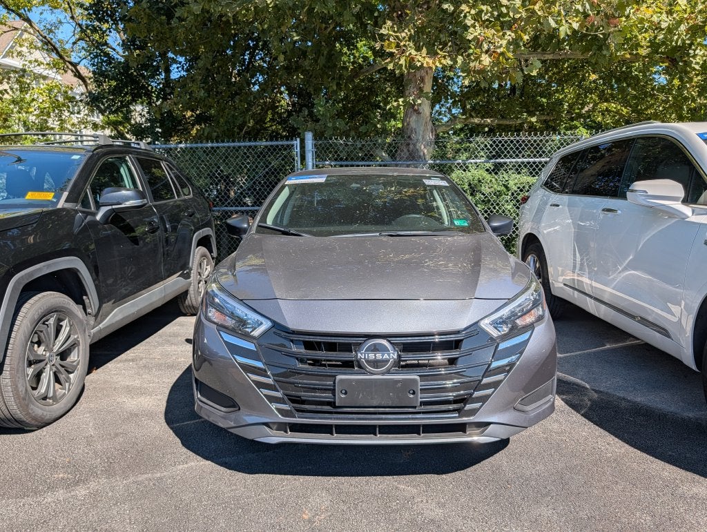 2025 Nissan Versa 1.6 S