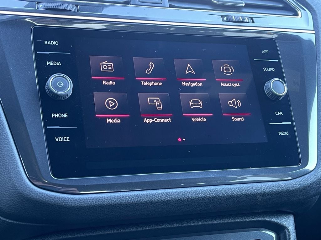 2022 Volkswagen Tiguan SE R-Line Black