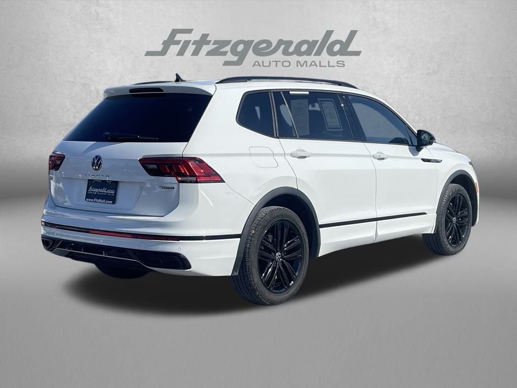 2022 Volkswagen Tiguan SE R-Line Black