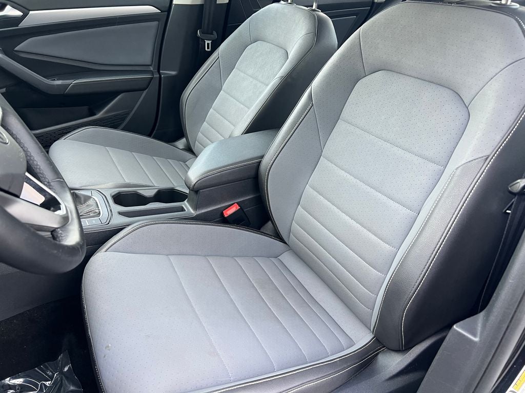 2025 Volkswagen Jetta SE