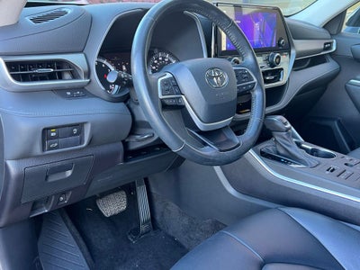 2023 TOYOTA TRU HIGHLANDER Base