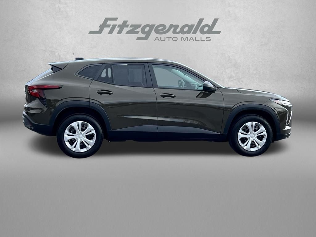 2024 Chevrolet Trax LS
