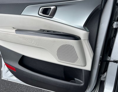 2023 Kia Carnival LX Seat Package
